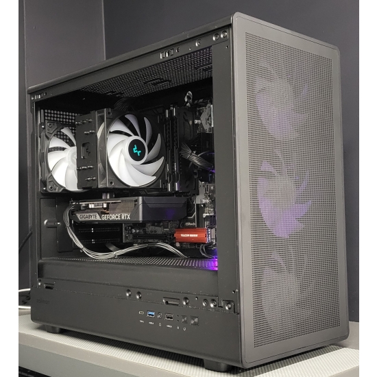 Komputer do gier M5 Intel i5-13400F 16GB RTX 5060  SSD 600W W11Pro czarna